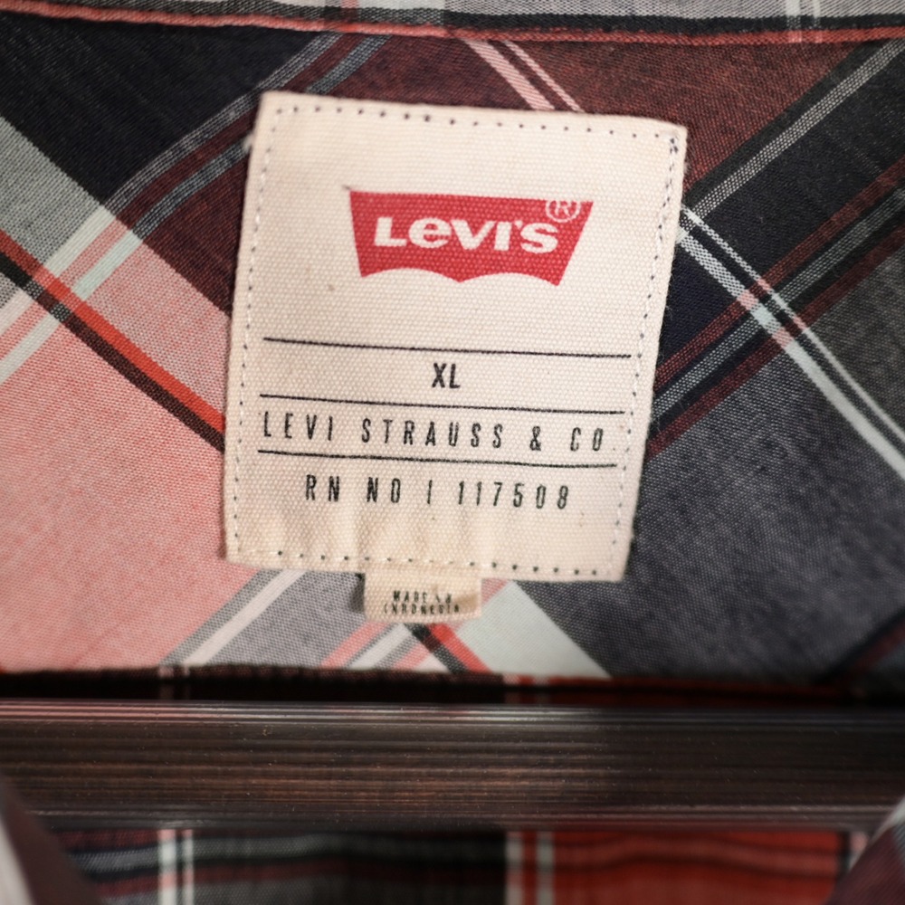 Levis Mens XL Red White Blue Plaid Short Sleeve Button Down Shirt 3LDSW3231 - Picture 3 of 6